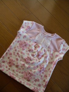 ハンドメイドTシャツ　トゥインクル　